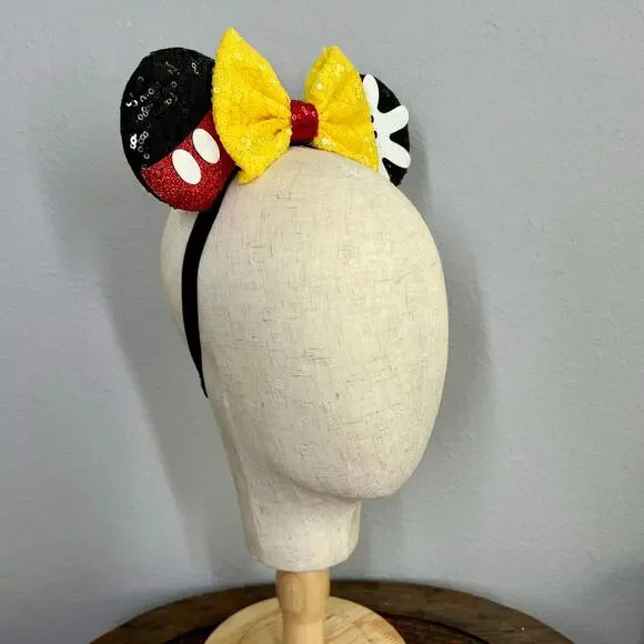 Mickey Mouse Elastic Minnie Ears | Disney-Inspired Adjustable Mouse Headband - Picture 4 of 5